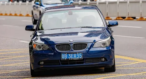 V (E60/E61) Facelift