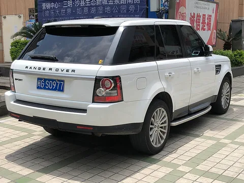 L320