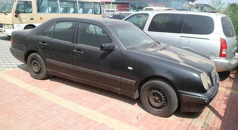 دبليو 210