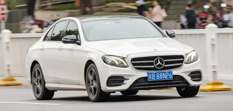 W213