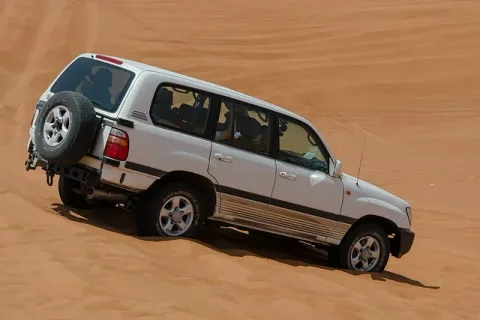 جيه 100